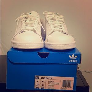 All white Stan smith sneakers